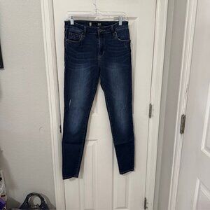 Kut from the Kloth KUT Women's Dark Wash Skinny Jeans Size 4
